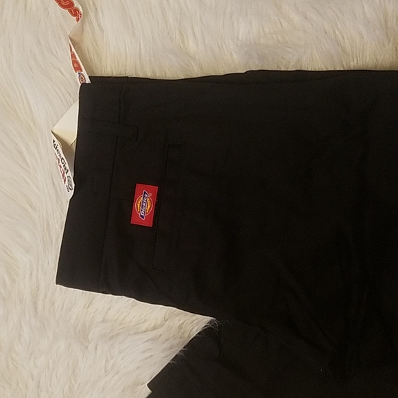 DICKIES BLACK CAPRIS - Picture 2 of 6